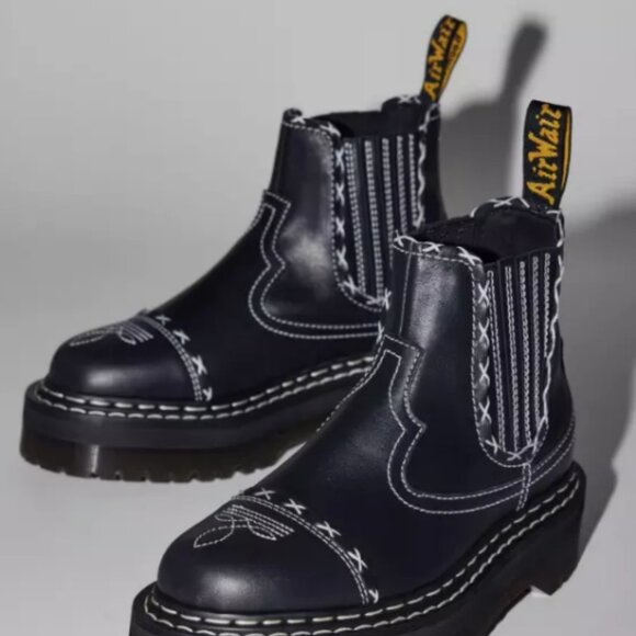 2976 GOTHIC AMERICANA PLATFORM CHELSEA MSRP$280 Limited Edition Fearless & Fluid - Picture 4 of 16